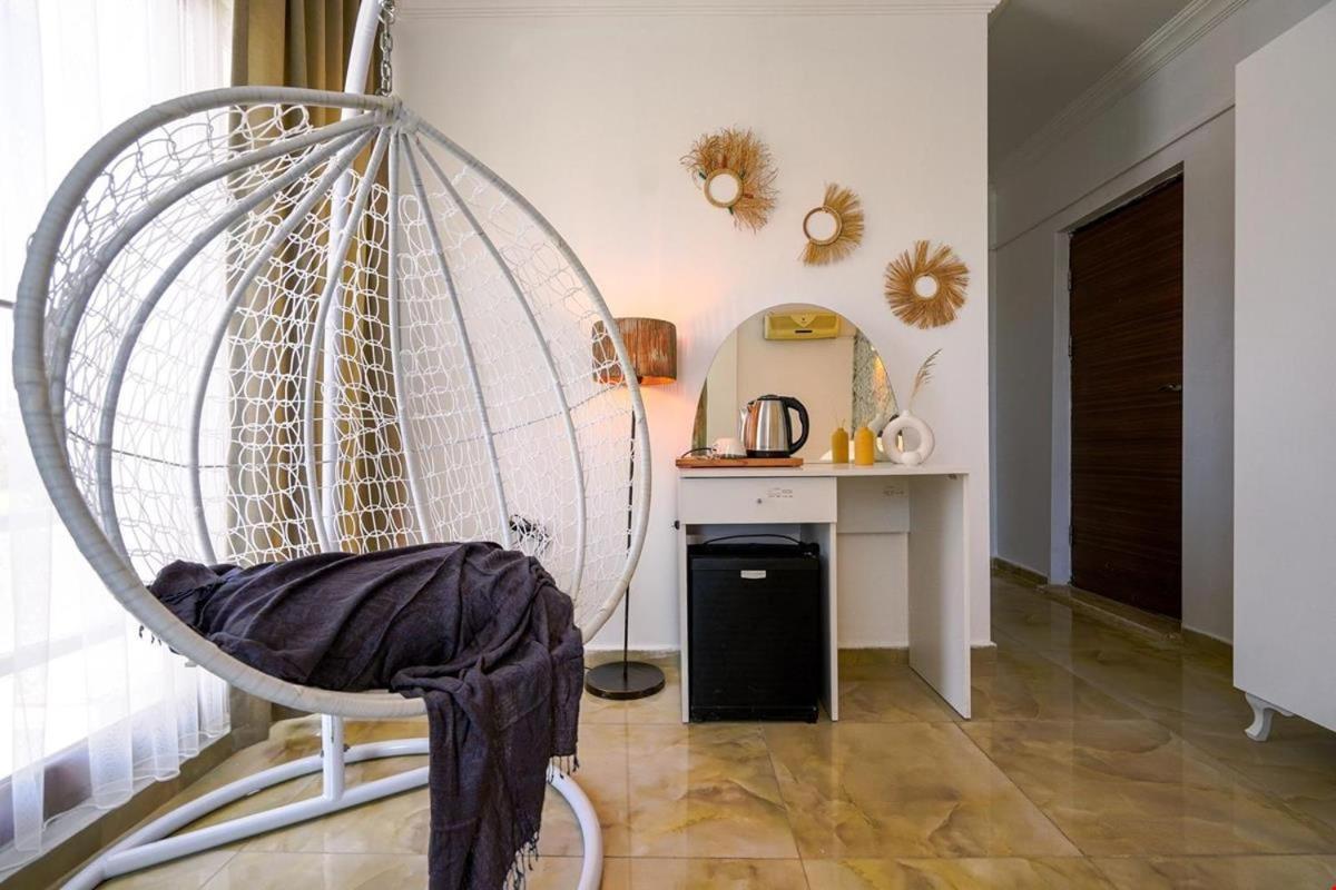 Belong Butik Otel Кешме Экстерьер фото