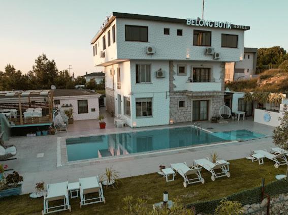 Belong Butik Otel Кешме Экстерьер фото