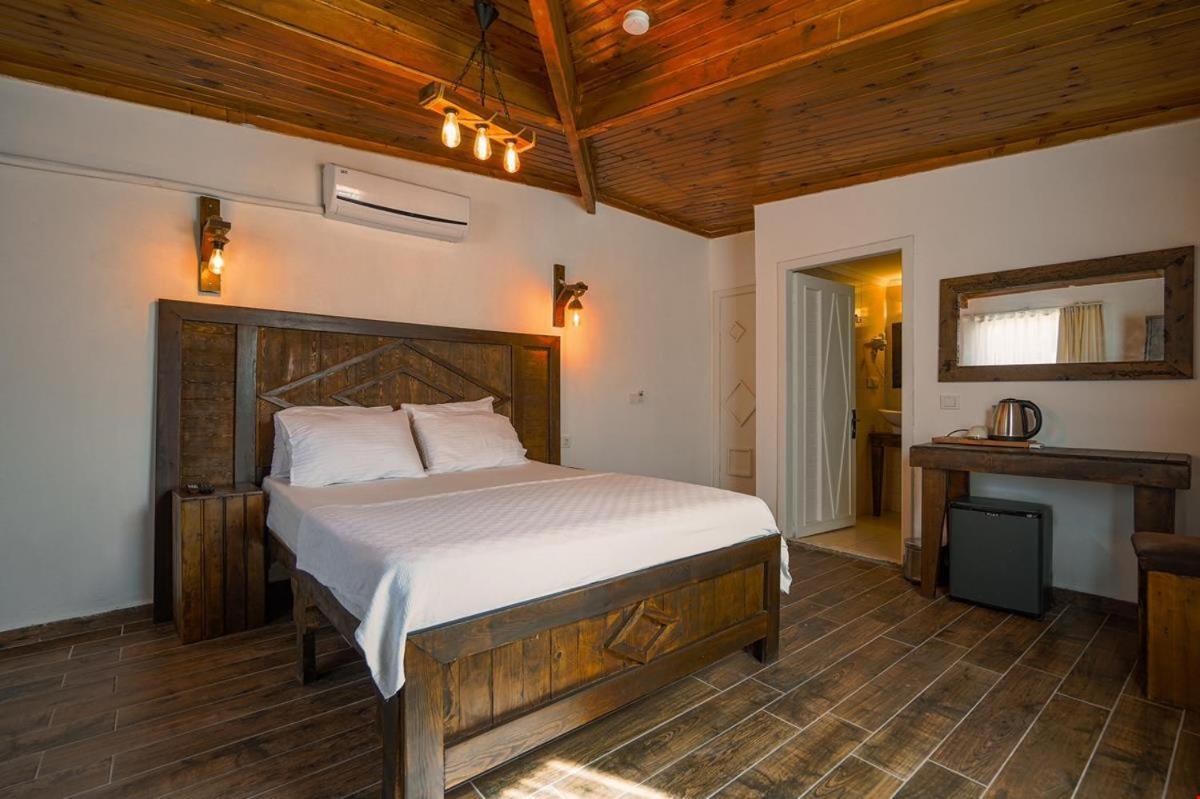 Belong Butik Otel Кешме Экстерьер фото